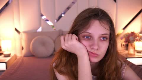 Foxy online show from April 4, 1:54 pm