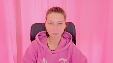 Elli online show from October 22, 9:47 am