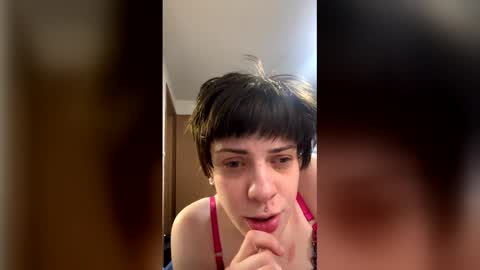 cuteluna3000 online show from March 30, 12:54 am