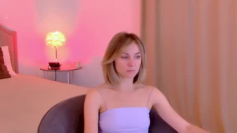 cutemirage online show from October 28, 2:34 pm