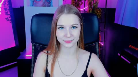 Rina online show from December 4, 6:00 am