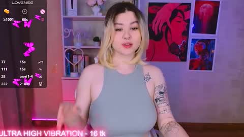 Snapshot of cutie_mili chatting on February 23, 3:29 am mili online show from February 23, 3:29 am