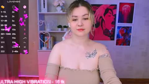 Snapshot of cutie_mili chatting on February 3, 3:42 am mili online show from February 3, 3:42 am