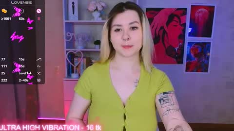 Snapshot of cutie_mili chatting on February 12, 7:45 pm mili online show from February 12, 7:45 pm