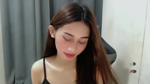 Snapshot of cutie_mitcha chatting on February 25, 8:58 am cutie_mitcha online show from February 25, 8:58 am