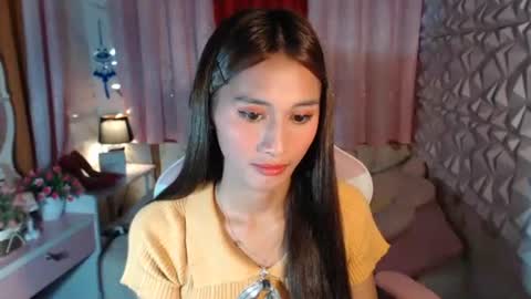 Snapshot of cutie_mitcha chatting on September 21, 3:43 pm cutie_mitcha online show from September 21, 3:43 pm