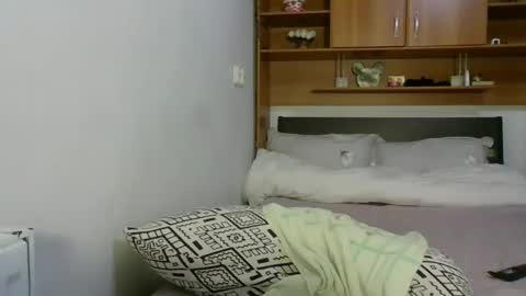 Ami online show from February 9, 2:14 am