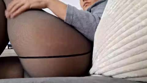 CutieD online show from October 1, 7:13 am