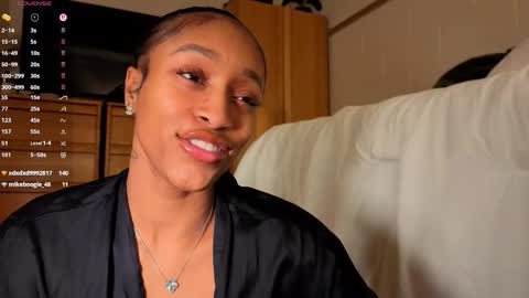 cutieeeva online show from April 12, 2:47 am