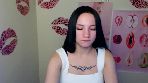 Snapshot of cutielady_ chatting on September 27, 6:37 pm Emma online show from September 27, 6:37 pm