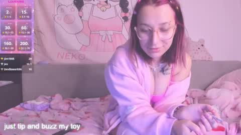 cutielanalova online show from October 18, 7:26 pm