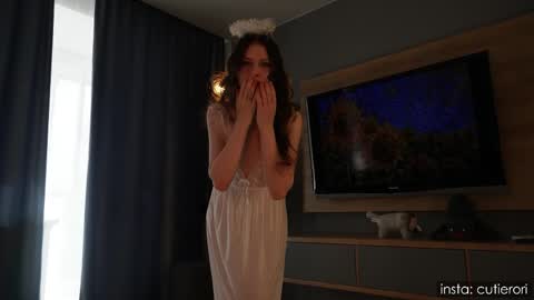 Rori  Instagram cutierori  online show from September 18, 4:11 am