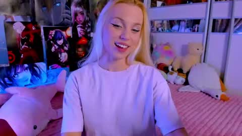 Nora online show from July 28, 8:52 pm