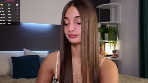 Isabella online show from February 15, 1:10 am