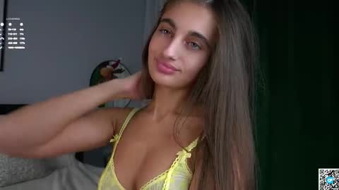 Isabella online show from March 3, 1:11 am