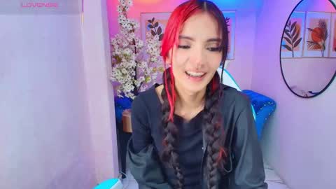 dafne huges online show from October 21, 8:13 pm