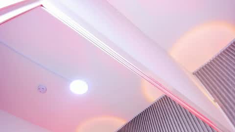 dafnecox online show from April 10, 6:30 am