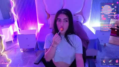 dahia  online show from April 11, 6:30 am