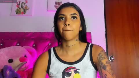 Snapshot of dahiangomezz chatting on October 7, 7:57 am online show from October 7, 7:57 am