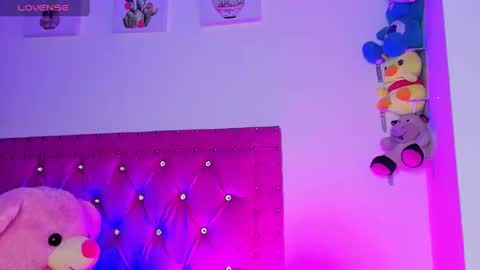 Snapshot of dahiangomezz chatting on January 14, 9:13 am online show from January 14, 9:13 am