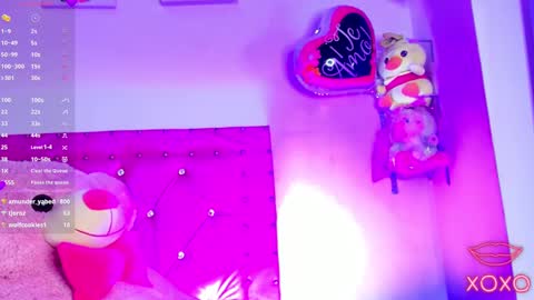 Snapshot of dahiangomezz chatting on March 9, 6:32 pm online show from March 9, 6:32 pm