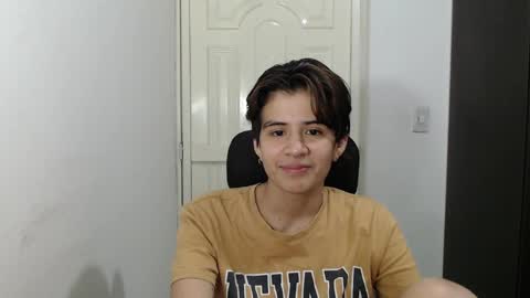 Snapshot of dahliarios chatting on January 26, 1:31 am lorena online show from January 26, 1:31 am