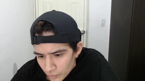 Snapshot of dahliarios chatting on January 28, 2:43 am lorena online show from January 28, 2:43 am
