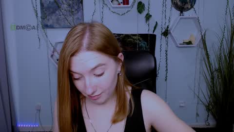 Little Di online show from January 24, 11:56 pm