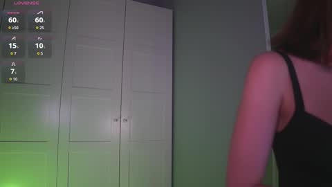 Snapshot of daisy_mint chatting on October 7, 4:33 pm Daisy Fansly - Daisyymint online show from October 7, 4:33 pm