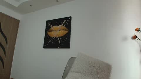 Daisyy online show from March 30, 8:47 am