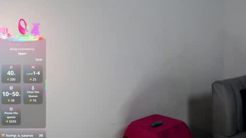    online show from November 9, 9:55 pm