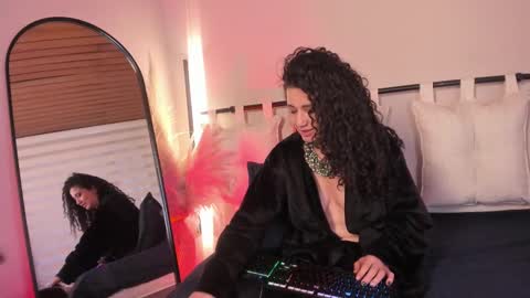 Dakota online show from February 10, 11:25 am