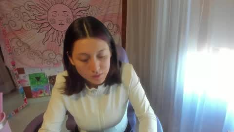 Snapshot of dakotaa_aa chatting on September 12, 8:05 pm The girl of your dreams o online show from September 12, 8:05 pm