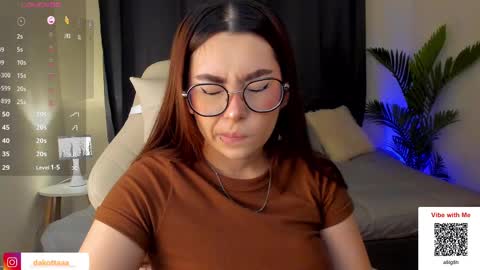 Snapshot of dakottaa__ chatting on March 11, 11:04 pm dakottaa__ online show from March 11, 11:04 pm