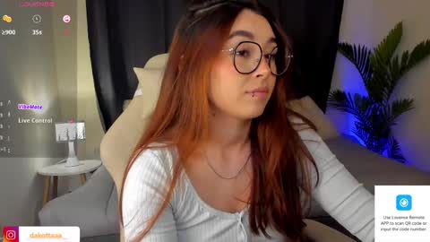 Snapshot of dakottaa__ chatting on March 12, 11:12 pm dakottaa__ online show from March 12, 11:12 pm
