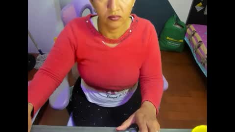 Snapshot of daleska_delicious1 chatting on October 12, 2:03 am daleska_delicious1 online show from October 12, 2:03 am