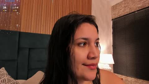 Snapshot of dalia_alissa chatting on October 20, 12:30 pm Violeta online show from October 20, 12:30 pm