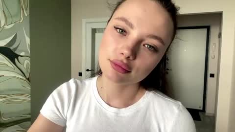 Jenny online show from May 31, 9:26 am