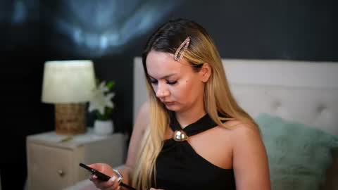  Dalia  online show from August 8, 10:07 pm