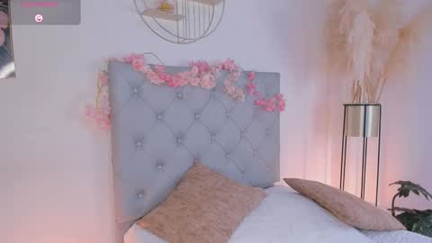 Dalyla online show from March 16, 1:15 pm