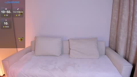 A online show from February 17, 1:11 pm