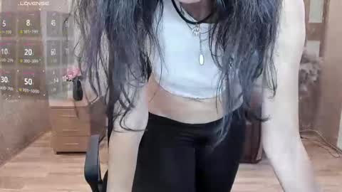 Snapshot of dana_haliti chatting on September 23, 12:03 pm Dana Haliti online show from September 23, 12:03 pm