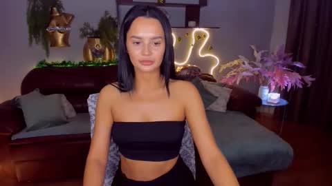 DanaMiers online show from December 20, 7:12 am