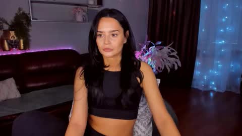 DanaMiers online show from April 13, 3:41 am