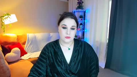 Olivia online show from May 12, 4:21 am