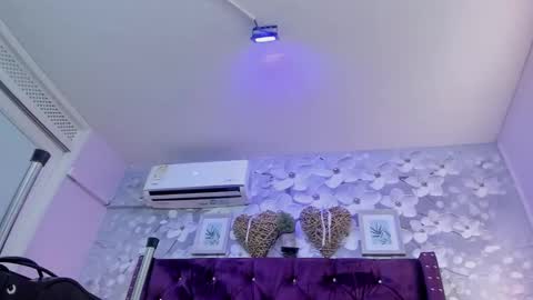 Daniela online show from February 8, 11:58 am