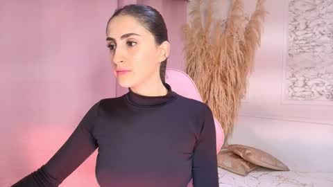 Danella Houston online show from April 11, 11:14 am