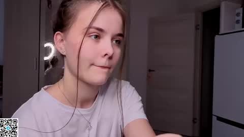 Snapshot of dangerouss_lady chatting on September 14, 8:01 am Eva online show from September 14, 8:01 am