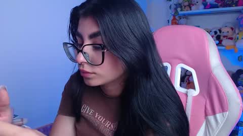 DANIELA online show from December 5, 3:35 pm