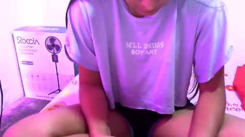 Snapshot of danielaa_foxx chatting on October 22, 10:48 pm danielaa_foxx online show from October 22, 10:48 pm